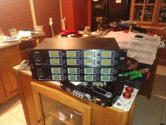 Bolymic Wireless Rackmount Units Eight Channel Programmable Frequency Platform