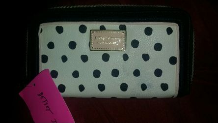 New Betsey Johnson wallet