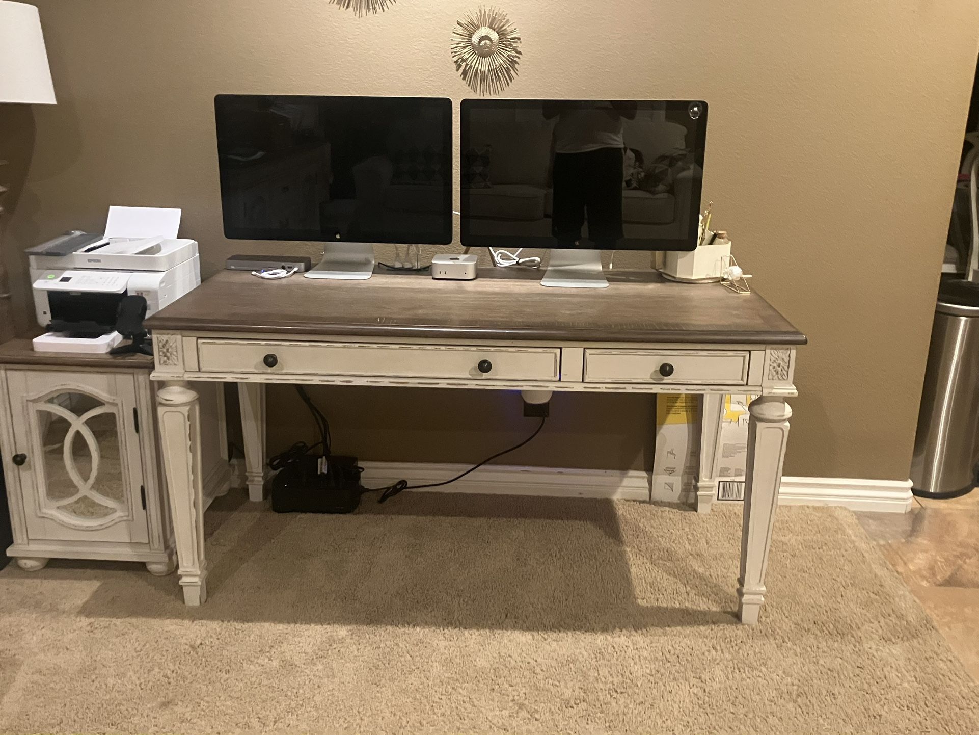 Realyn Office Desk With USB Charger