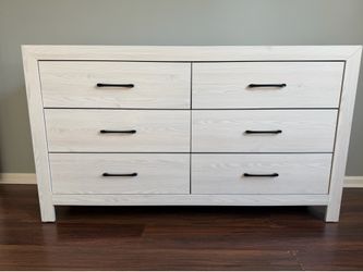 Ollie White Dresser – Brand New (Assembled)
