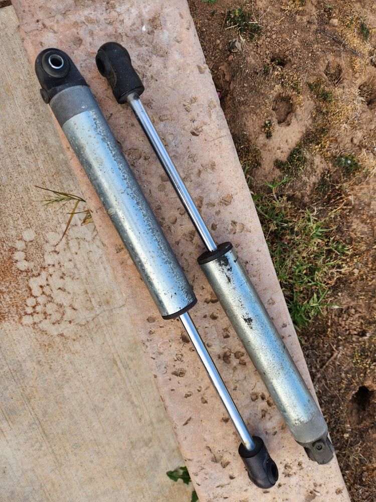 Fox Dual Steering Stabilizer Shocks Free
