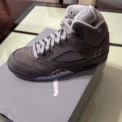 Wolf Grey Jordan 5s Size 9