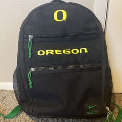 Nike Oregon Ducks Utility Heat Backpack