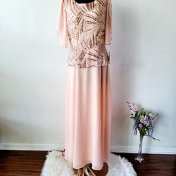 Champagne/Blush Mother of the bride/Party/Evening Gown/flutter sleeves/Overlay dress/Sizes:L,XL,2XL
