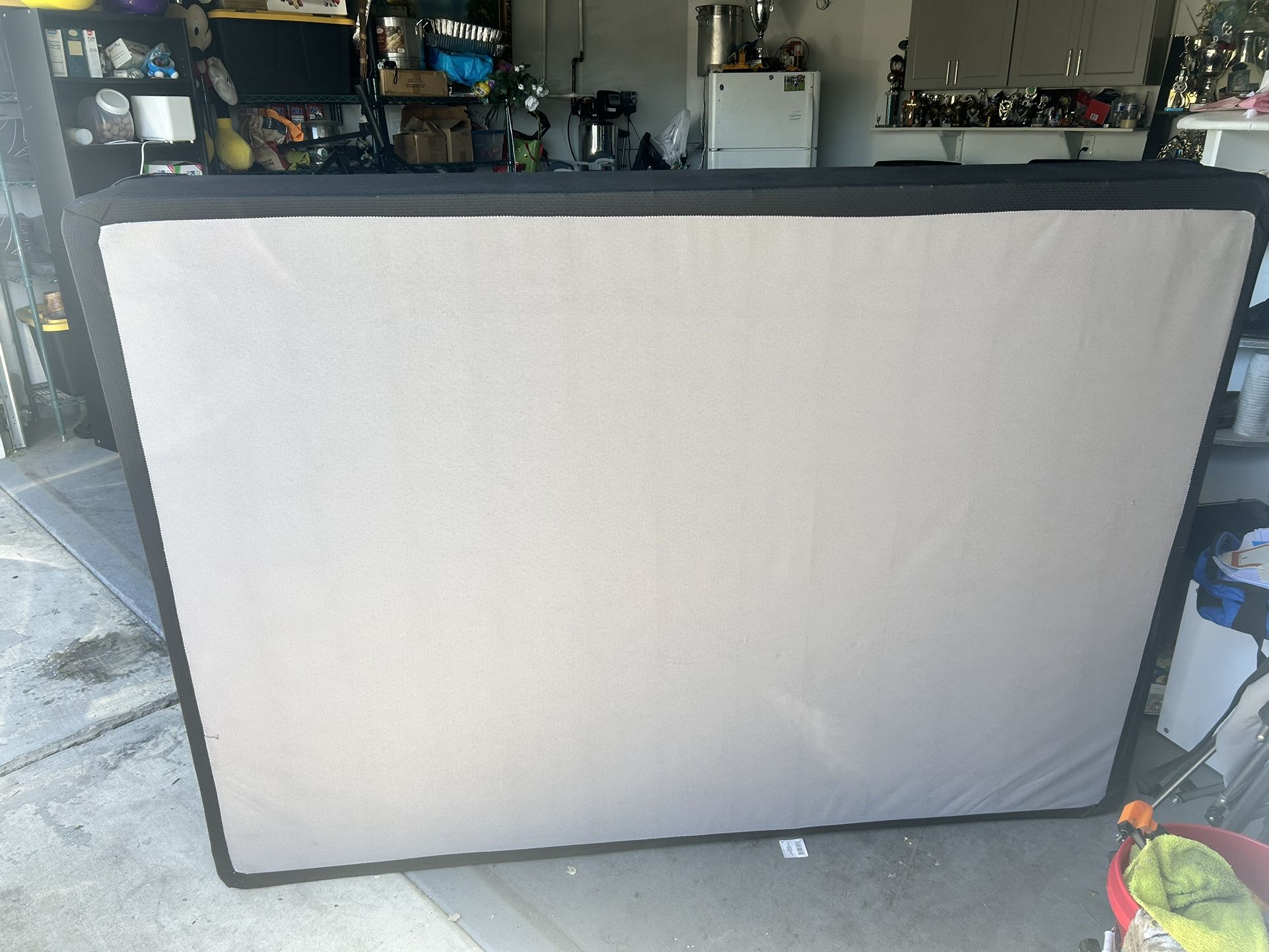 Costco Mattress Base w/ Metal Bed Frame