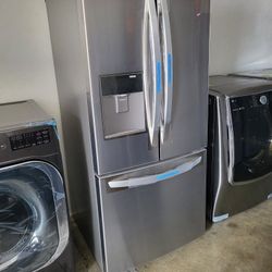 LG French Door Refrigerator 30 Wide 41E2U