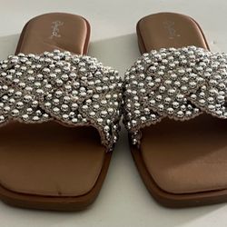Women’s Qupid Beaded Flat Sandals Slide On Size 8