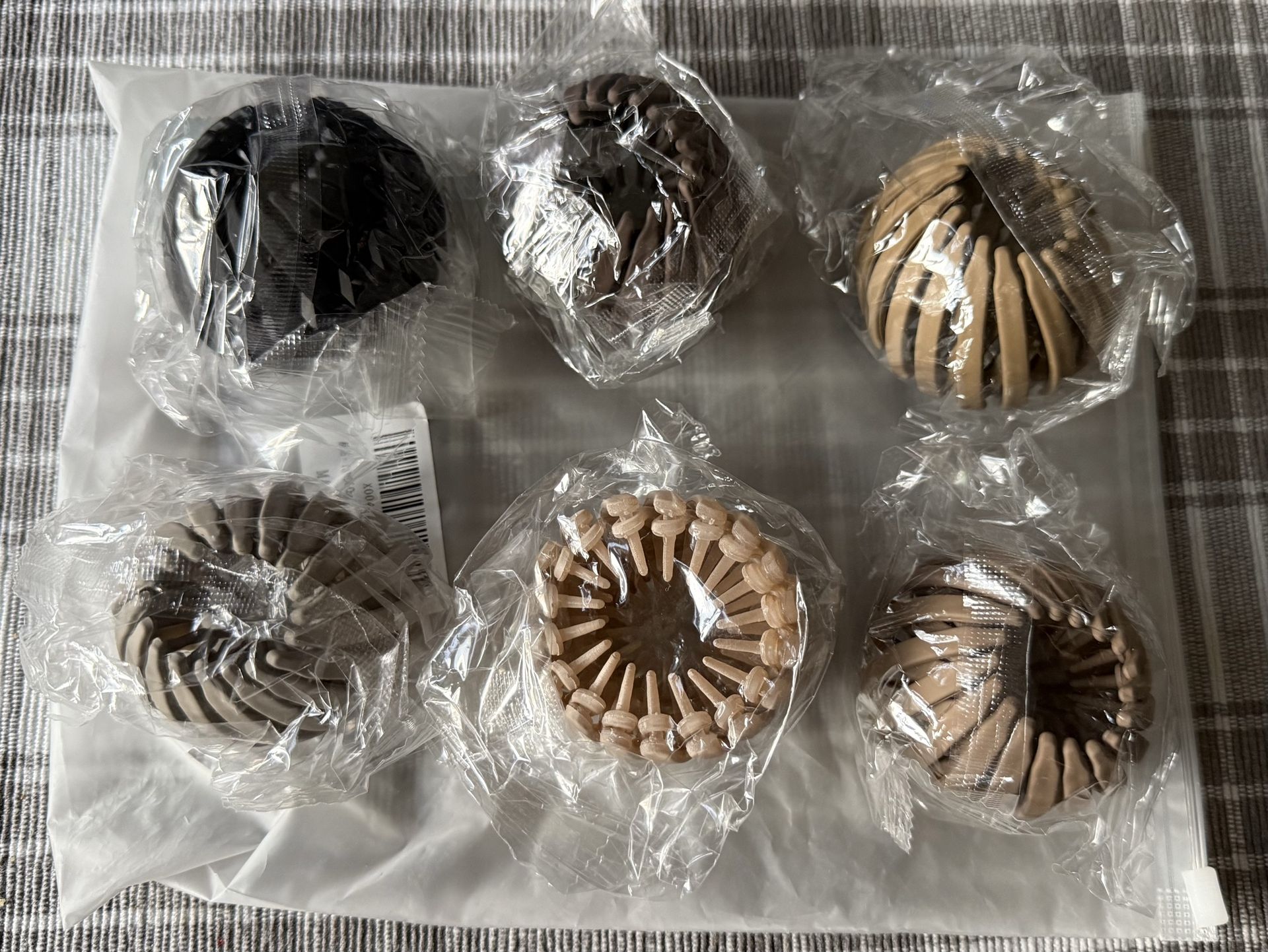 Hair clips