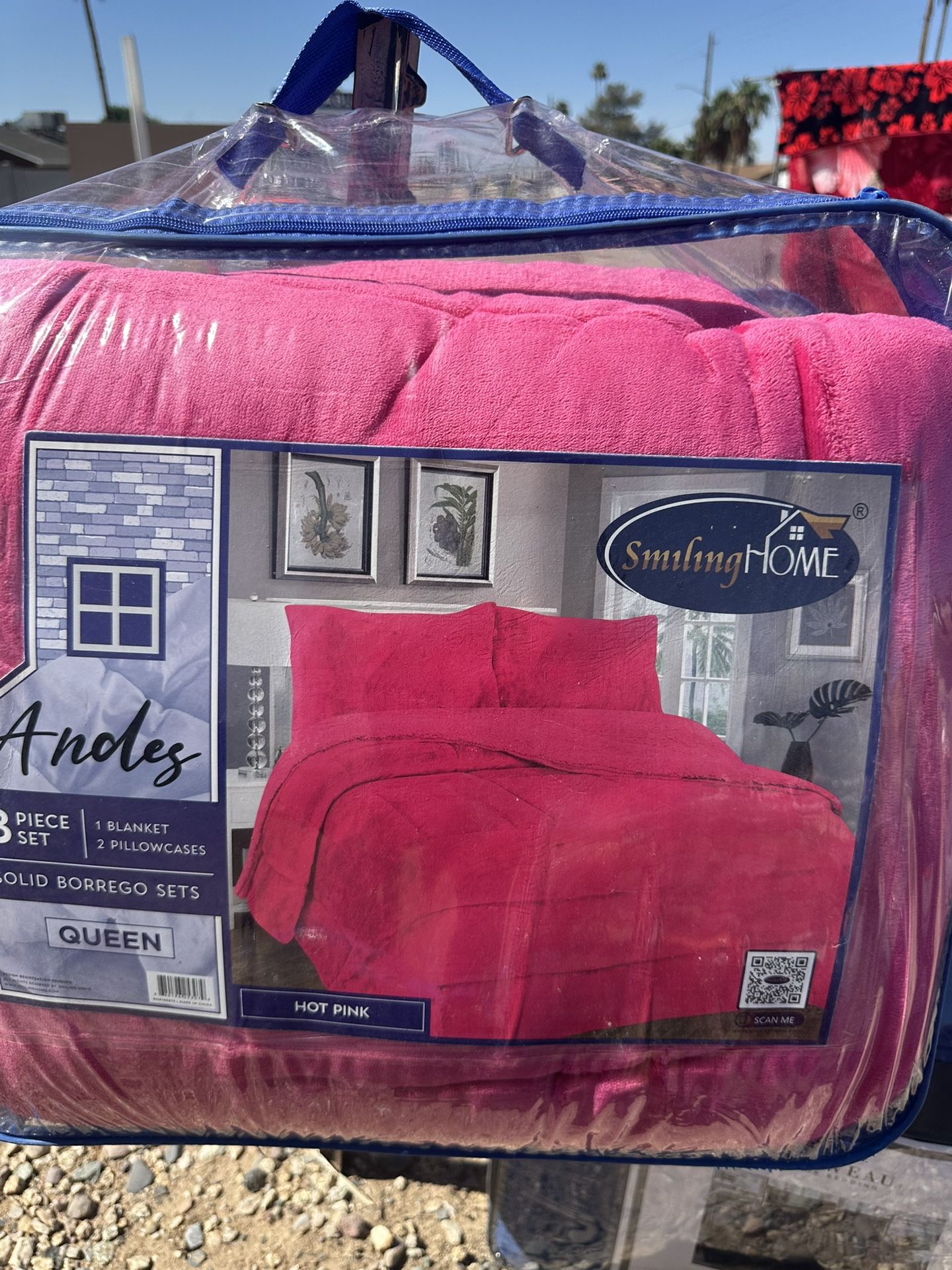 Cobijas Queen $30. 3 Pieces Borrego.