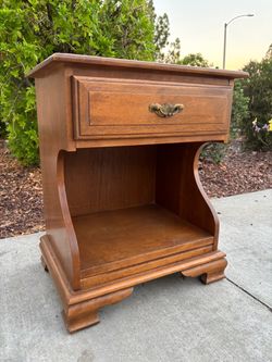 Mid Century Modern Solid Wood Antique Dresser Nightstand End Table Furniture Great Condition