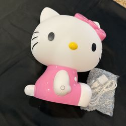 Hello Kitty USB Powered Color Changing LED Night Light Pink & White. Brand new