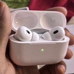 Apple AirPods Pro 2nd Generation 