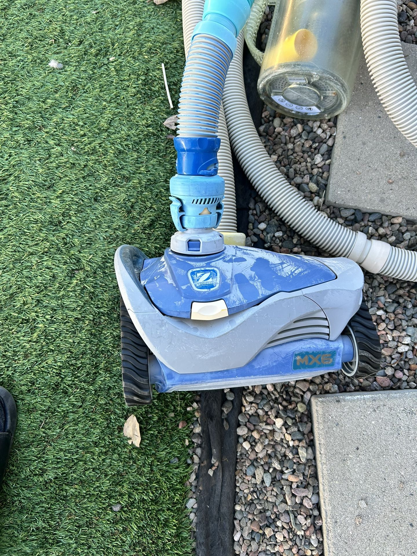Pool Vacuum Robot MX6