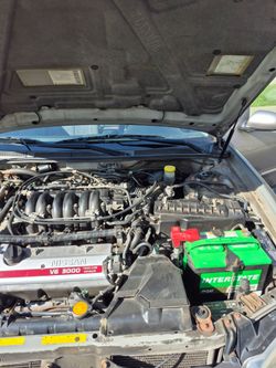 2000 Nissan Maxima