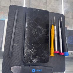 Apple Iphone screen replacement 
