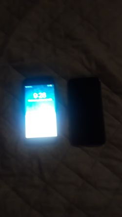 2 IPhone 6 boost mobile and straight talk