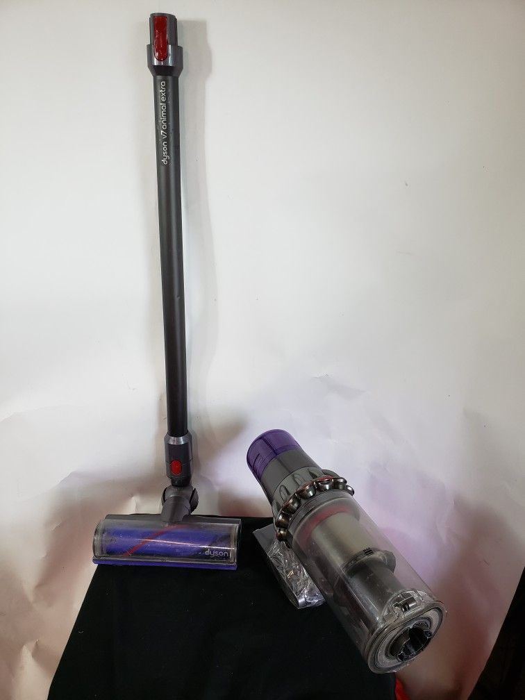 Dyson Cyclone V10 Bagless Vacuum Cleanerr - BLK Wand Head W/ BROKEN HANDLE WORKS

