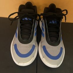 adidas Men's Bounce Legends Sneaker  Size 8