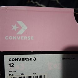 Hello Kitty Converse 