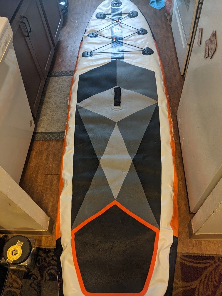 Seaflo 10ft Inflatable Paddle Board Like New