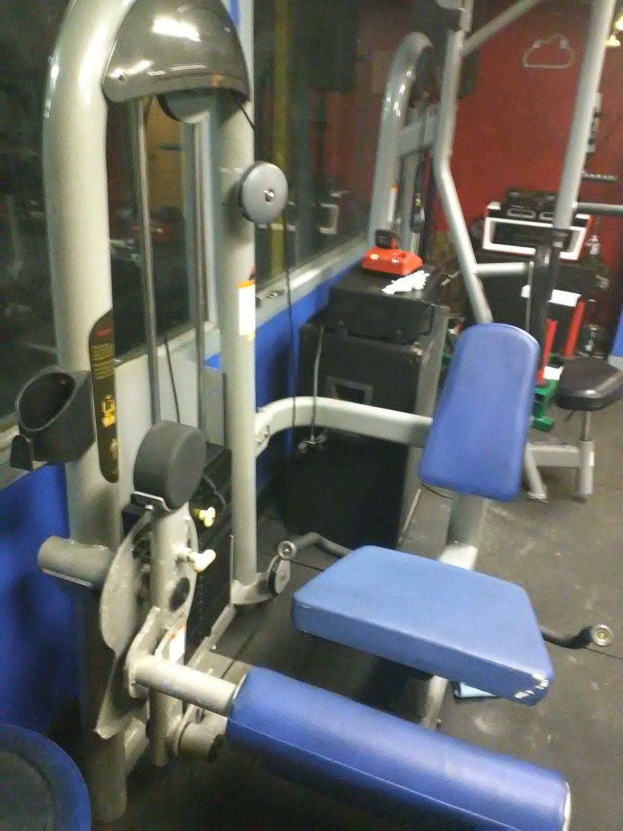 50% OFF SEATED LEG CURL