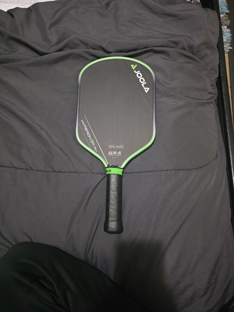 Pickle Ball Paddle