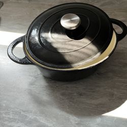 Dutch Oven For Sale MUST SELL