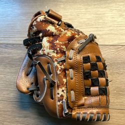 Adidas Youth Eazy Close Baseball Glove Brown Digital Camo TS1100BDC 11" Inch RHT