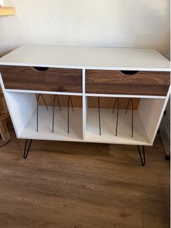 White record/turntable stand with drawers