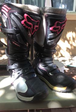 dirt bike boots size 8 in women’s