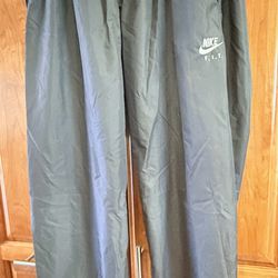 NIKE PANTS