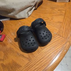 Toddler Crocs size 4 *** New***