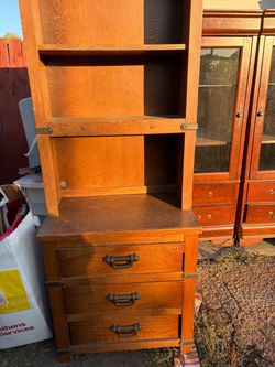 Bedroom, cab drawer, and shelf