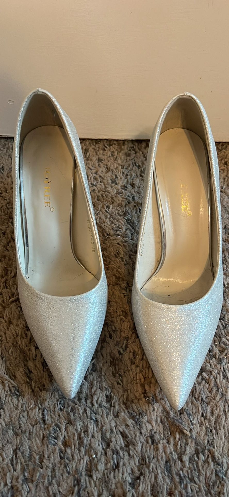 White Sparkly Pumps 