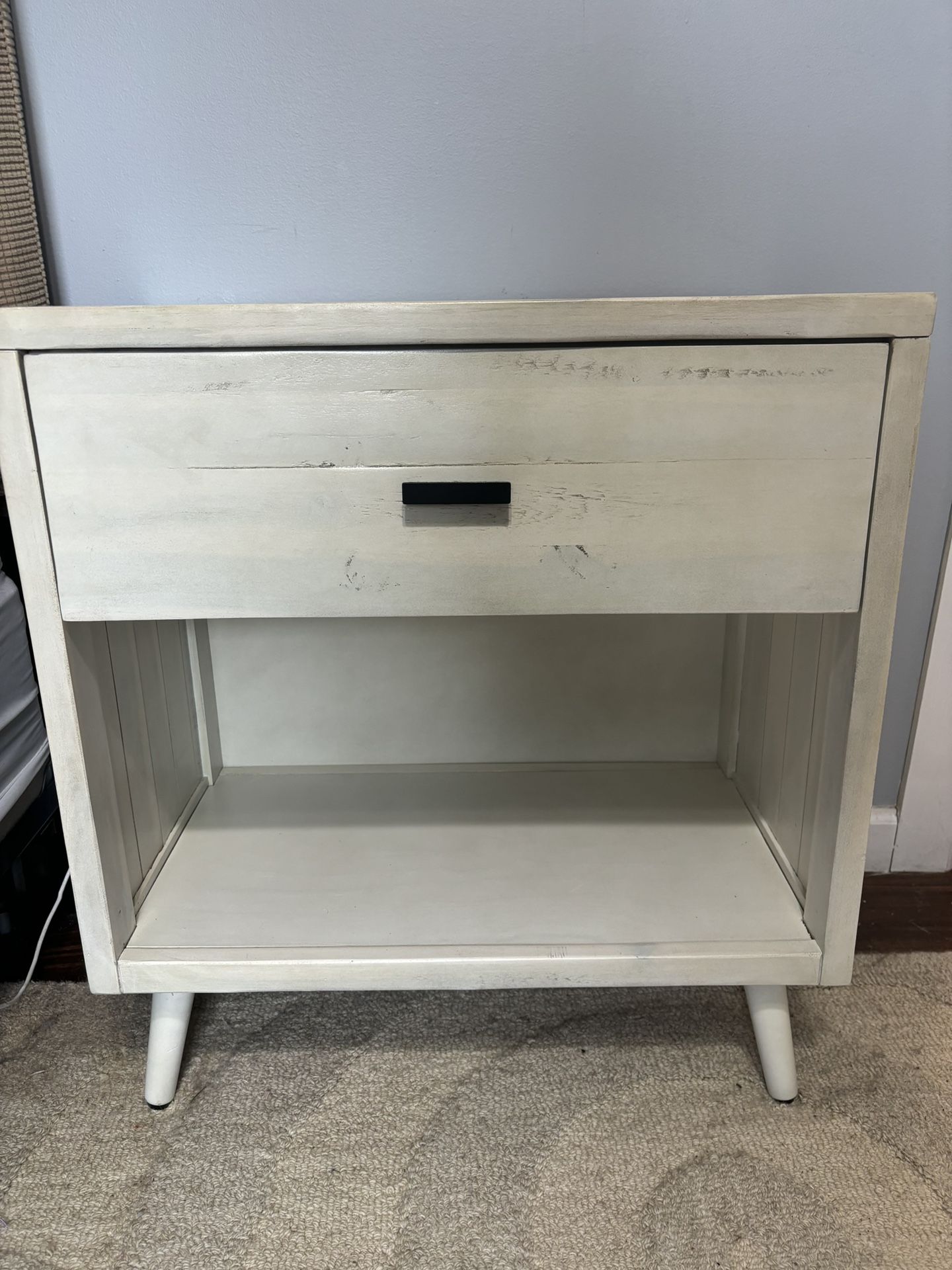 White Wooden Nightstand With Drawer