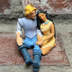 Hallmark Keepsake Ornament Disney Pocahontas and Captain John Smith