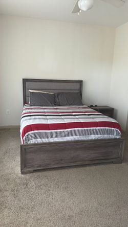 Urgent Sale - Queen Size Bed Frame w/nightstand