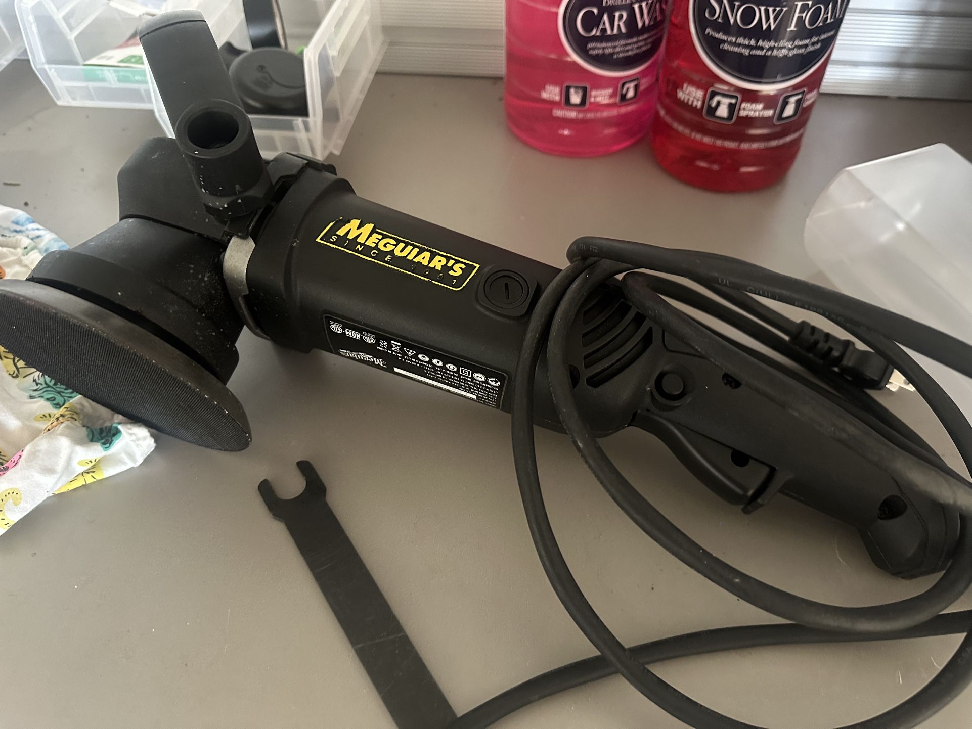 Meguiar’s MT300 DA Polisher