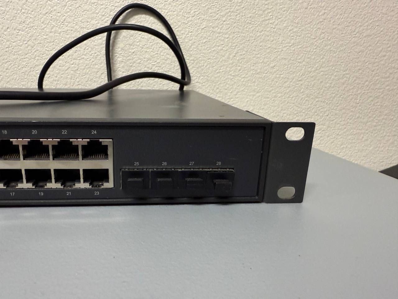 TP-Link T1600G-28PS JetStream 28-Port Gigabit Smart PoE+ Switch with 4 SFP | Tested
