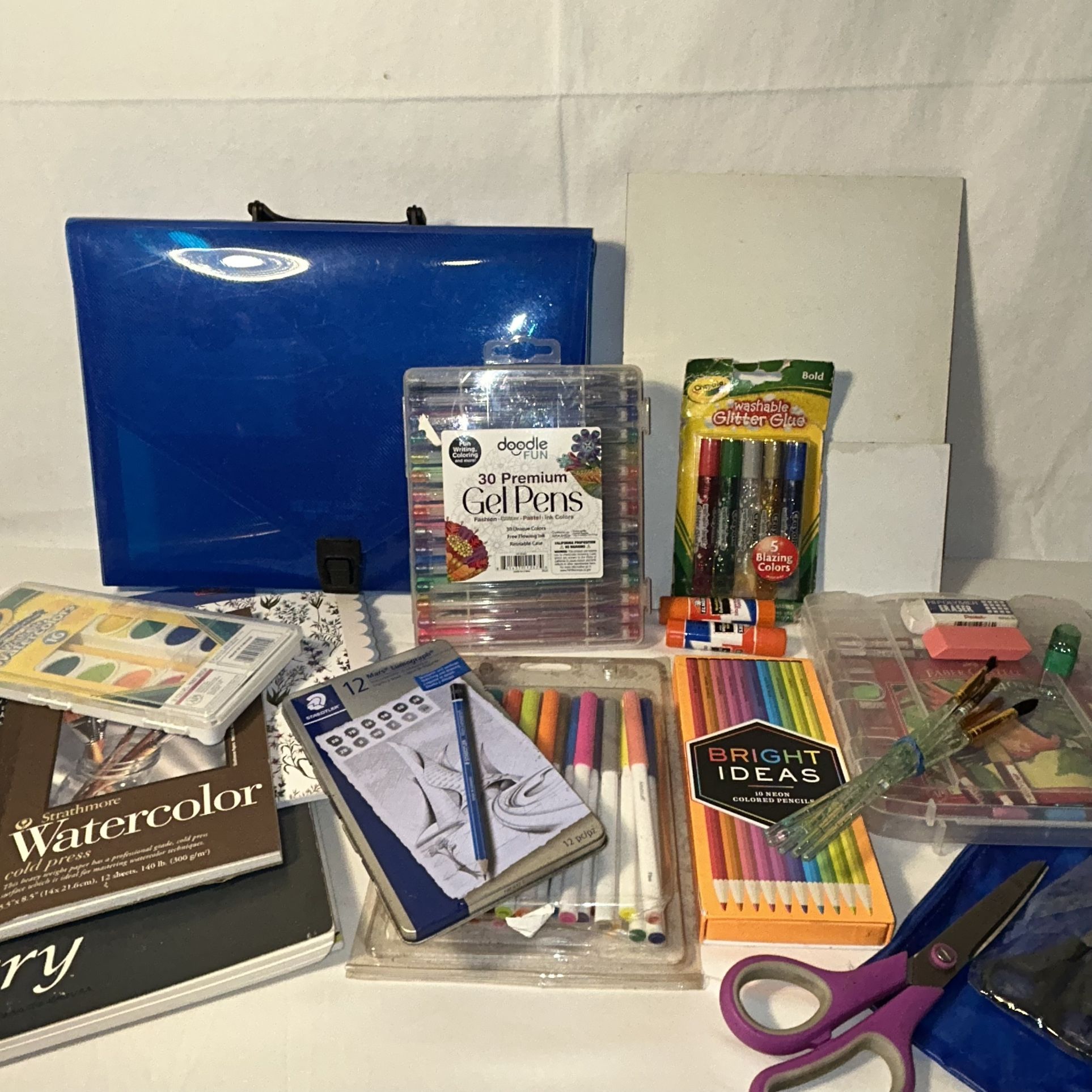 Artist, Art Supply Bundle