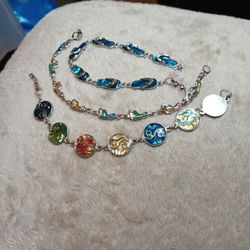 SUMMER FLIP FLOPS ,BARE FEET N YIG N YANG 3 BRACELETS  10  ALL