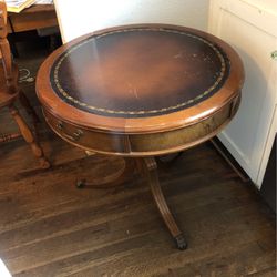 Antique Round  Table 