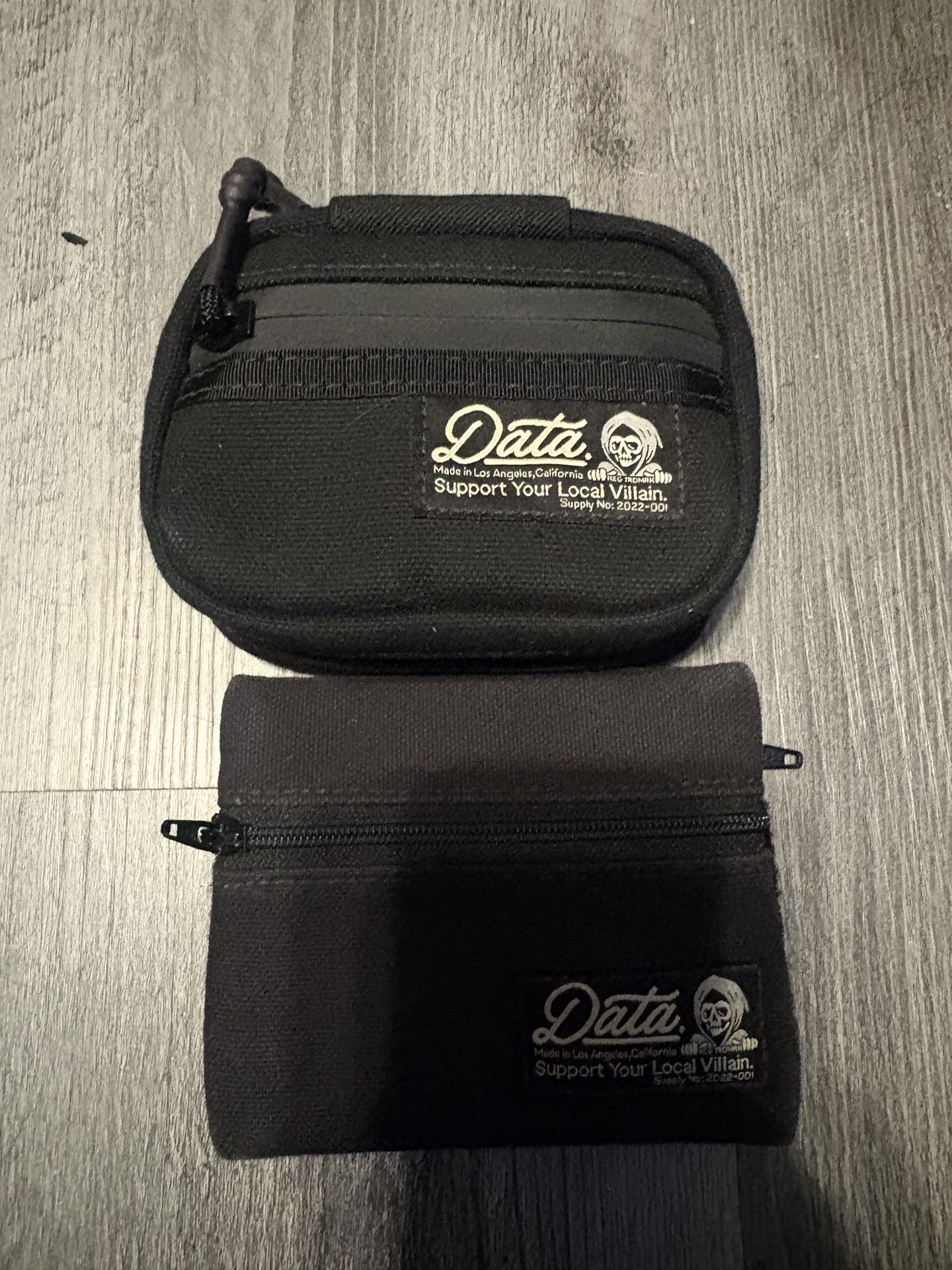 Data Crew Pouch