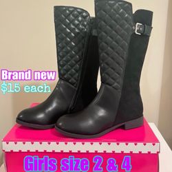 Girls BRAND NEW boots 