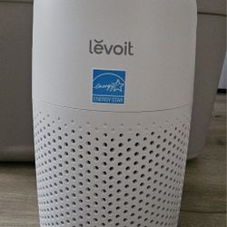 Levoit Air Purifier – Excellent Condition