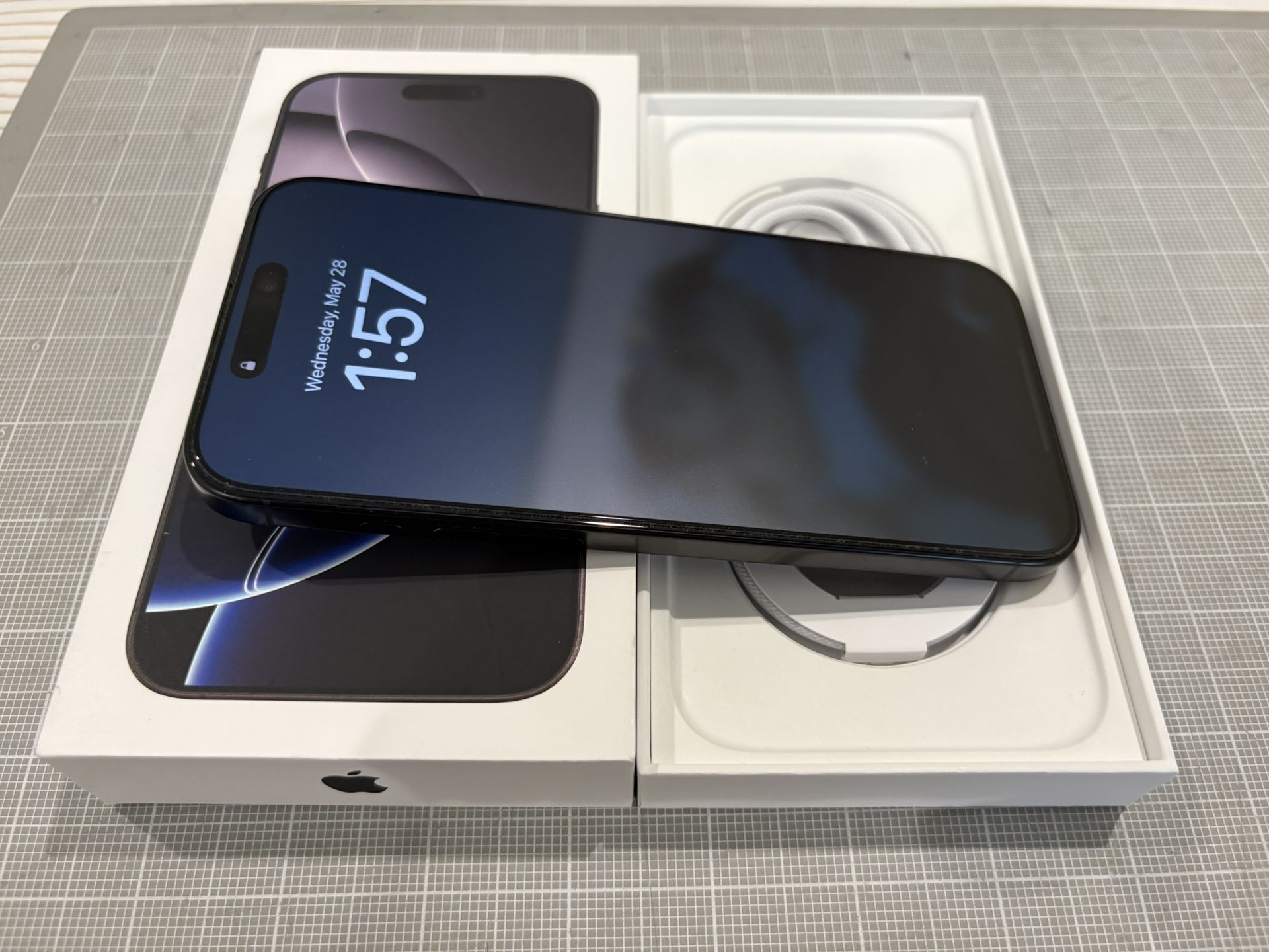 iPhone 16 Pro Max 256gb