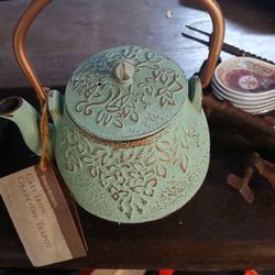 Cast Iron Tea Pot New 