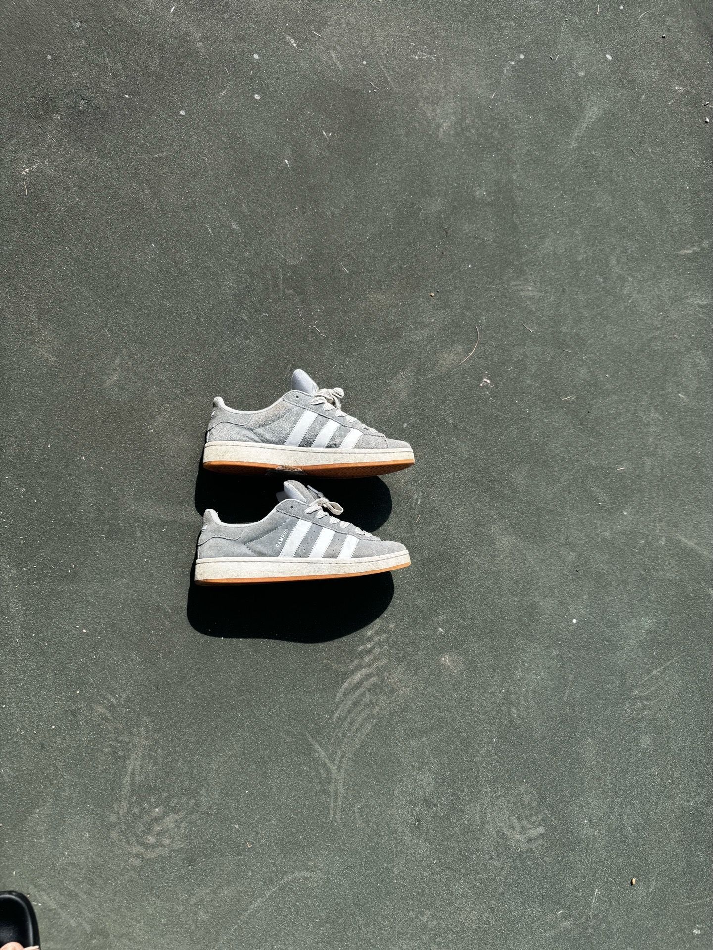 Adidas campus 001 grey