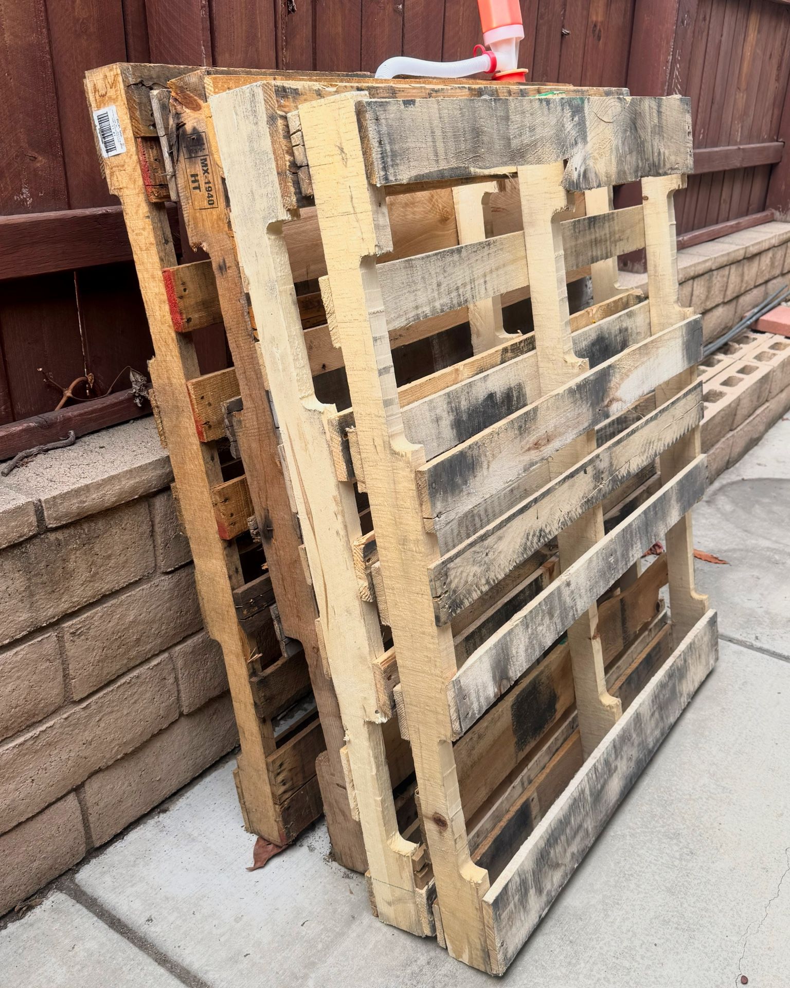 Used Wooden Pallets