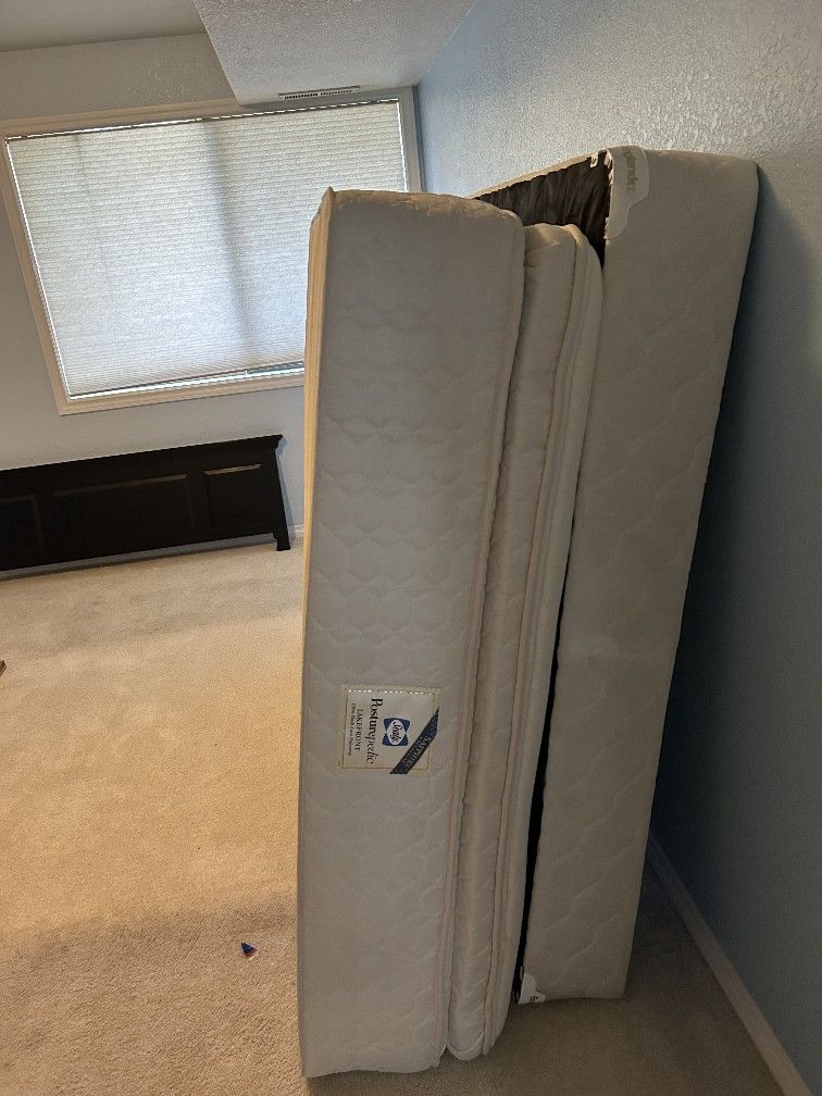 Newish Queen Bed Frame Box Spring And Mattress